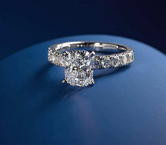 Diamond engagement ring